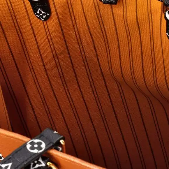 Louis Vuitton Onthego Tote Limited #118176L26B - Picture 10 of 13